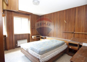 Camera / camera da letto - Trilocale via presolana
 
10, Varese - foto 10