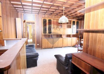 Soggiorno - Trilocale via presolana
 
10, Varese - foto 12