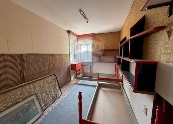 Soggiorno - Trilocale via presolana
 
10, Varese - foto 26