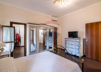 Camera / camera da letto - Casa indipendente Via Pittoresca
 
12/12A, Catania - foto 27