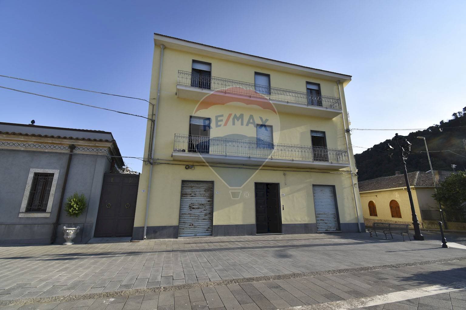 Edificio all\'aperto - Independent house Piazza Maria Santissima delle Grazie
 
20, Piedimonte Etneo - photo 2