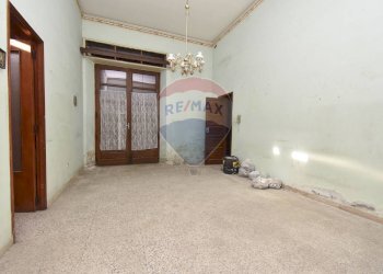 Stanza vuota - Casa indipendente Piazza Maria Santissima delle Grazie
 
20, Piedimonte Etneo - foto 11