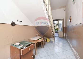 Hall / corridoio - Casa indipendente Piazza Maria Santissima delle Grazie
 
20, Piedimonte Etneo - foto 12