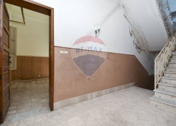 Scale - Casa indipendente Piazza Maria Santissima delle Grazie
 
20, Piedimonte Etneo - foto 22