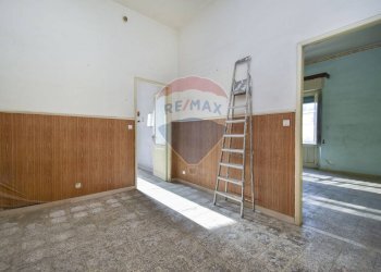 Stanza vuota - Casa indipendente Piazza Maria Santissima delle Grazie
 
20, Piedimonte Etneo - foto 23