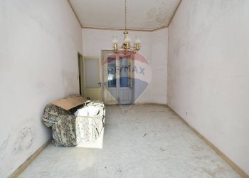 Stanza vuota - Casa indipendente Piazza Maria Santissima delle Grazie
 
20, Piedimonte Etneo - foto 35