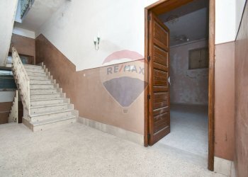 Scale - Casa indipendente Piazza Maria Santissima delle Grazie
 
20, Piedimonte Etneo - foto 40