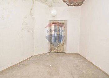 Stanza vuota - Casa indipendente Piazza Maria Santissima delle Grazie
 
20, Piedimonte Etneo - foto 45