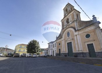 Edificio all\'aperto - Casa indipendente Piazza Maria Santissima delle Grazie
 
20, Piedimonte Etneo - foto 50