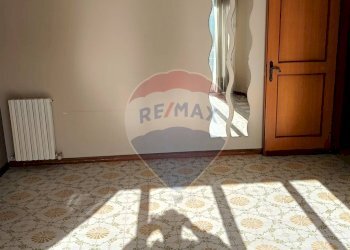 Stanza vuota - Appartamento VIA SILVIO PELLICO, Paterno - foto 6