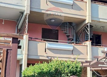 Edificio all\'aperto - Villa a Schiera Via Immacolata
 
126, Mascali - foto 2