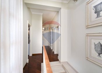 Hall / corridoio - Villa via salto della monaca
 
3/g, Zafferana Etnea - foto 15