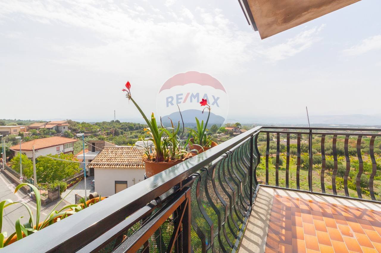 Balcone - Attico Via Paternò
 
350, Ragalna - foto 2