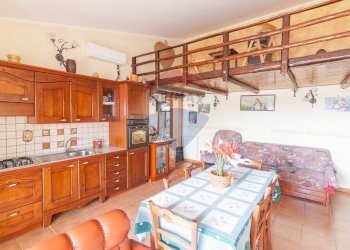 Soggiorno - Attico Via Paternò
 
350, Ragalna - foto 5