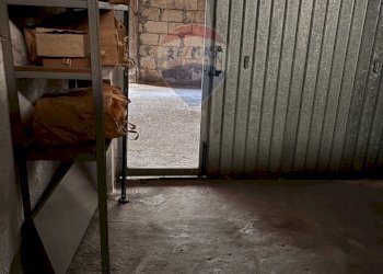 Dispensa di stoccaggio - Box via sicilia
 
10, Aci Catena - foto 6