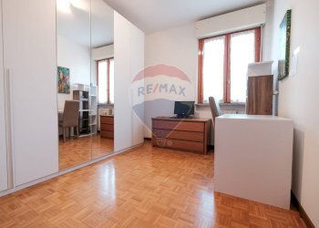 Camera / camera da letto - Trilocale Bergamo - foto 7