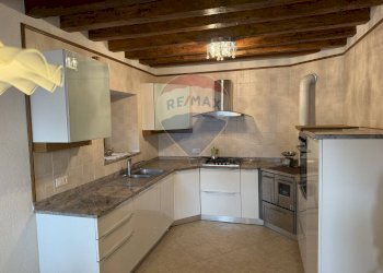 Cucina - Casa semi indipendente Via Placido Fabris
 
85, Alpago - foto 3