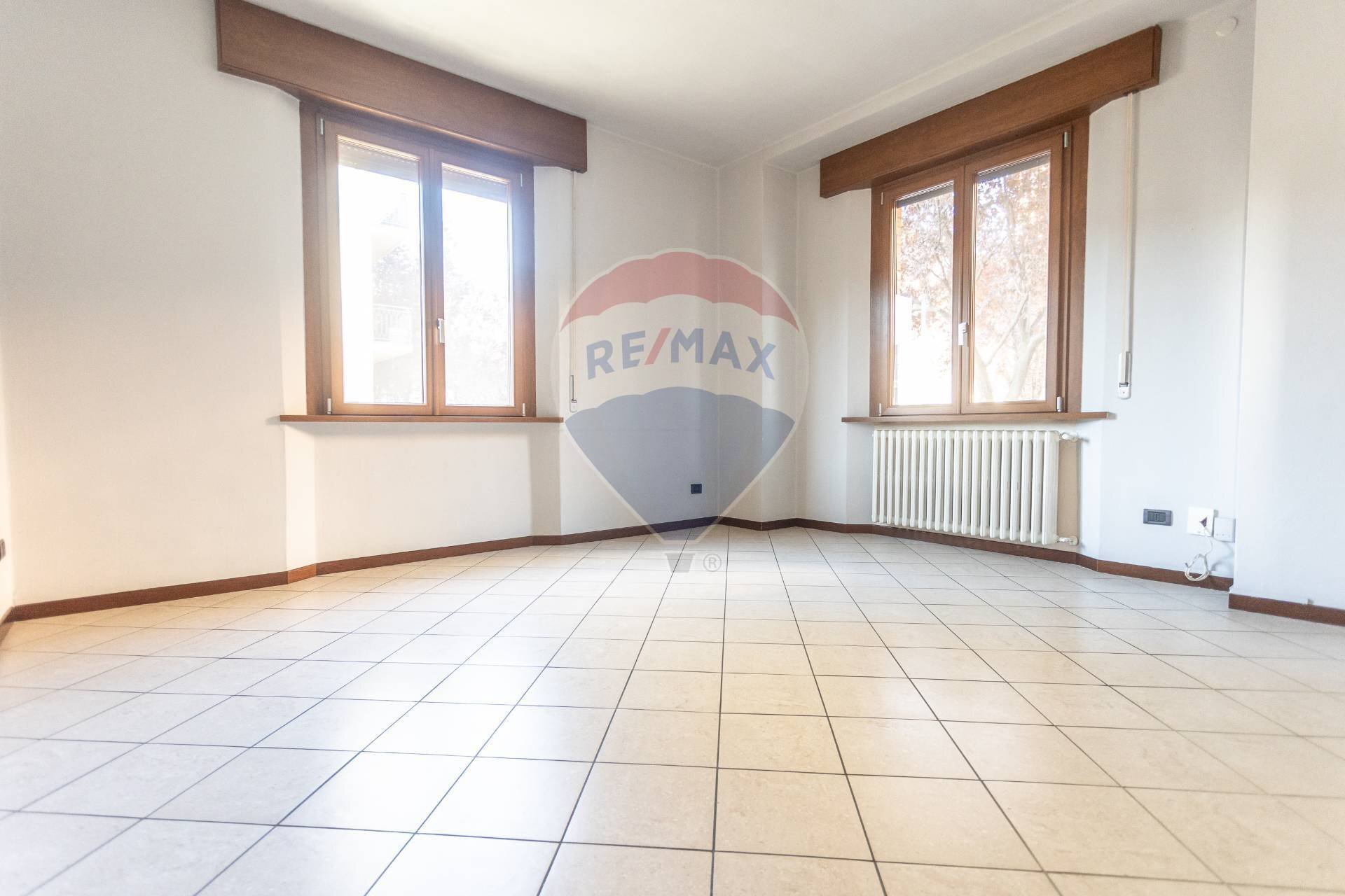 Stanza vuota - Trilocale Via Guglielmo Oberdan
 
6, Fidenza - foto 1