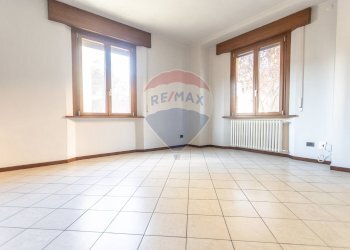 Stanza vuota - Trilocale Via Guglielmo Oberdan
 
6, Fidenza - foto 1