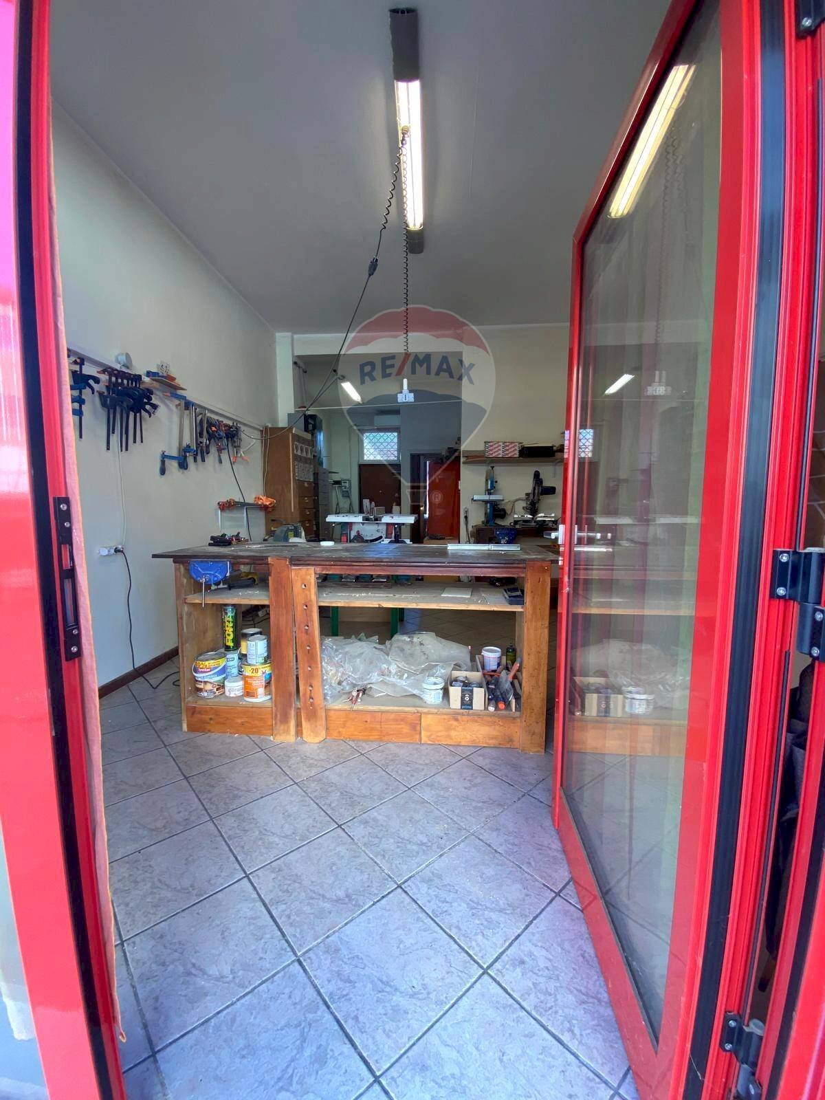 Cucina - Commercial Premises Via Umiliati
 
9, Milano - photo 3