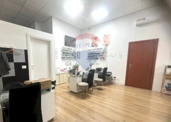 Ufficio - Commercial Premises Galleria Kennedy
 
10, Seregno - photo 4