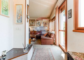 Soggiorno - Four-room apartment Via Popoli Uniti
 
24, Milano - photo 16