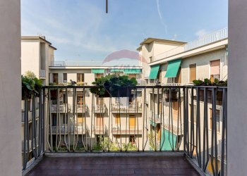 Balcone - Four-room apartment Via Popoli Uniti
 
24, Milano - photo 23