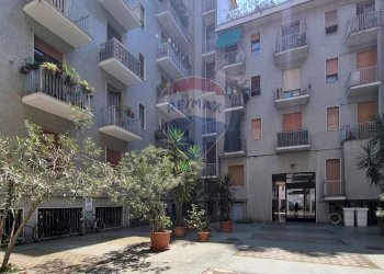 Edificio all\'aperto - Four-room apartment Via Popoli Uniti
 
24, Milano - photo 49