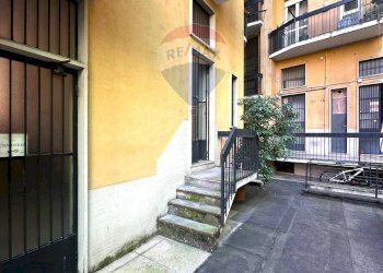 Edificio all\'aperto - Commercial Premises Via Cristoforo Gluck
 
3, Milano - photo 16