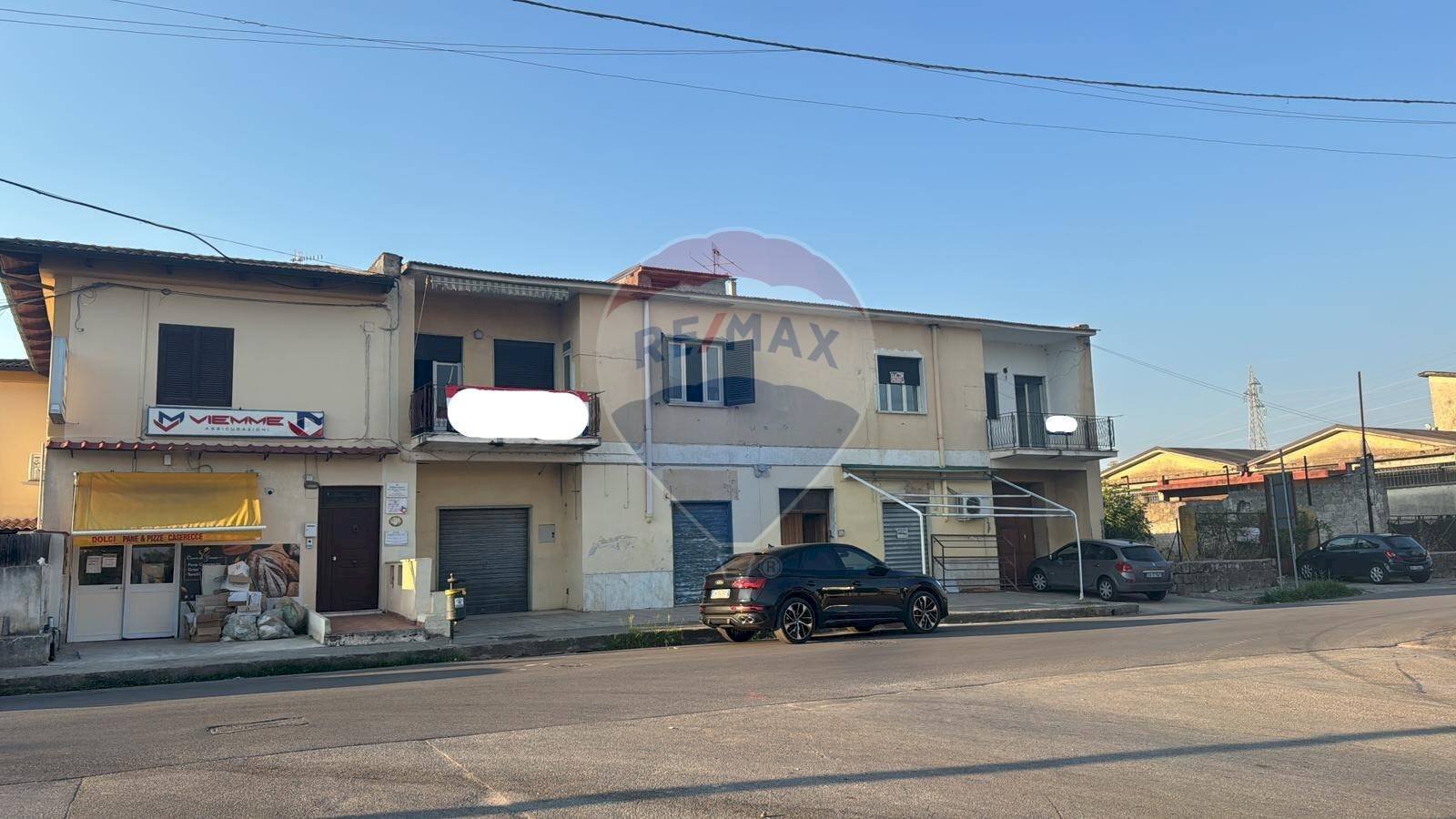 Edificio all\'aperto - Independent house Corso Umberto I
 
67-69, Carinola - photo 3