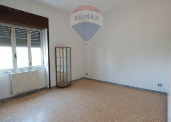 Stanza vuota - Independent house Corso Umberto I
 
67-69, Carinola - photo 6