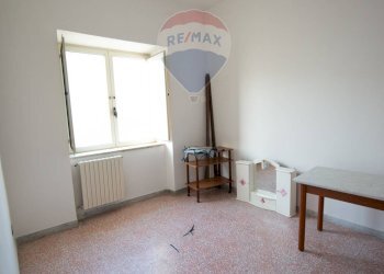 Stanza vuota - Independent house Corso Umberto I
 
67-69, Carinola - photo 12