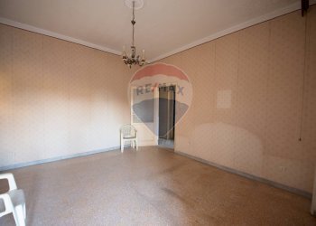 Stanza vuota - Independent house Corso Umberto I
 
67-69, Carinola - photo 21