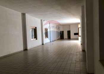 Stanza vuota - Commercial Premises Benevento - photo 4