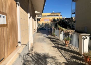 Edificio all\'aperto - Commercial Premises Benevento - photo 6