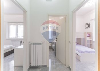 Hall / corridoio - Trilocale via Milano
 
23, Cairate - foto 13