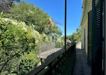 Balcone - Casa indipendente Piazza Michele Pietravalle
 
7, Cantalupo nel Sannio - foto 84