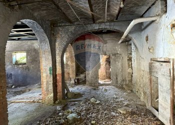 Casa all\'aperto - Casa indipendente Piazza Michele Pietravalle
 
7, Cantalupo nel Sannio - foto 133