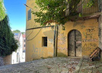 Casa all\'aperto - Casa indipendente Piazza Michele Pietravalle
 
7, Cantalupo nel Sannio - foto 140