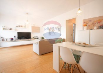 Sala da pranzo - Trilocale via della guerrina
 
31/b, Monza - foto 2