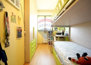 Camera / camera da letto - Trilocale via della guerrina
 
31/b, Monza - foto 17