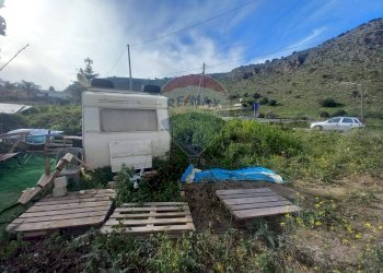 Vista delle montagne - Terreno agricolo C/DA MIRTO
 
snc, Partinico - foto 7