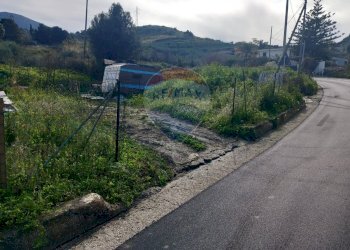 Vista delle montagne - Terreno agricolo C/DA MIRTO
 
snc, Partinico - foto 2