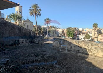 Edificio all\'aperto - Independent house via magenta
 
348, Vittoria - photo 17