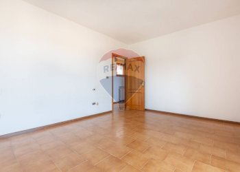 Stanza vuota - Quadrilocale Via Firenze
 
6, Villamagna - foto 13