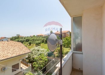 Balcone - Quadrilocale Via Firenze
 
6, Villamagna - foto 19