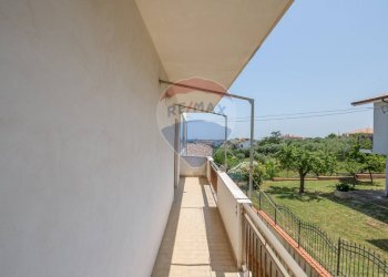 Balcone - Quadrilocale Via Firenze
 
6, Villamagna - foto 21