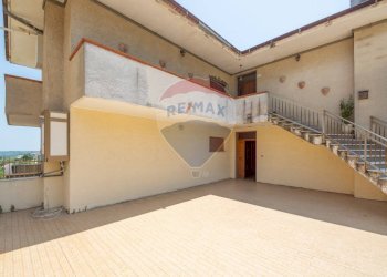 Terrazza - Quadrilocale Via Firenze
 
6, Villamagna - foto 25