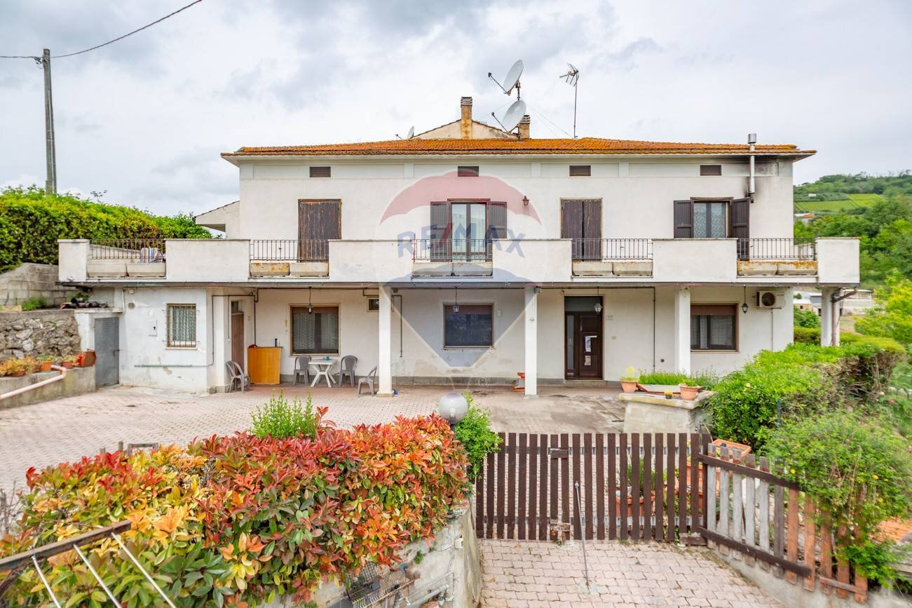 Casa all\'aperto - Independent house Contrada Marciliana
 
2, Villamagna - photo 1