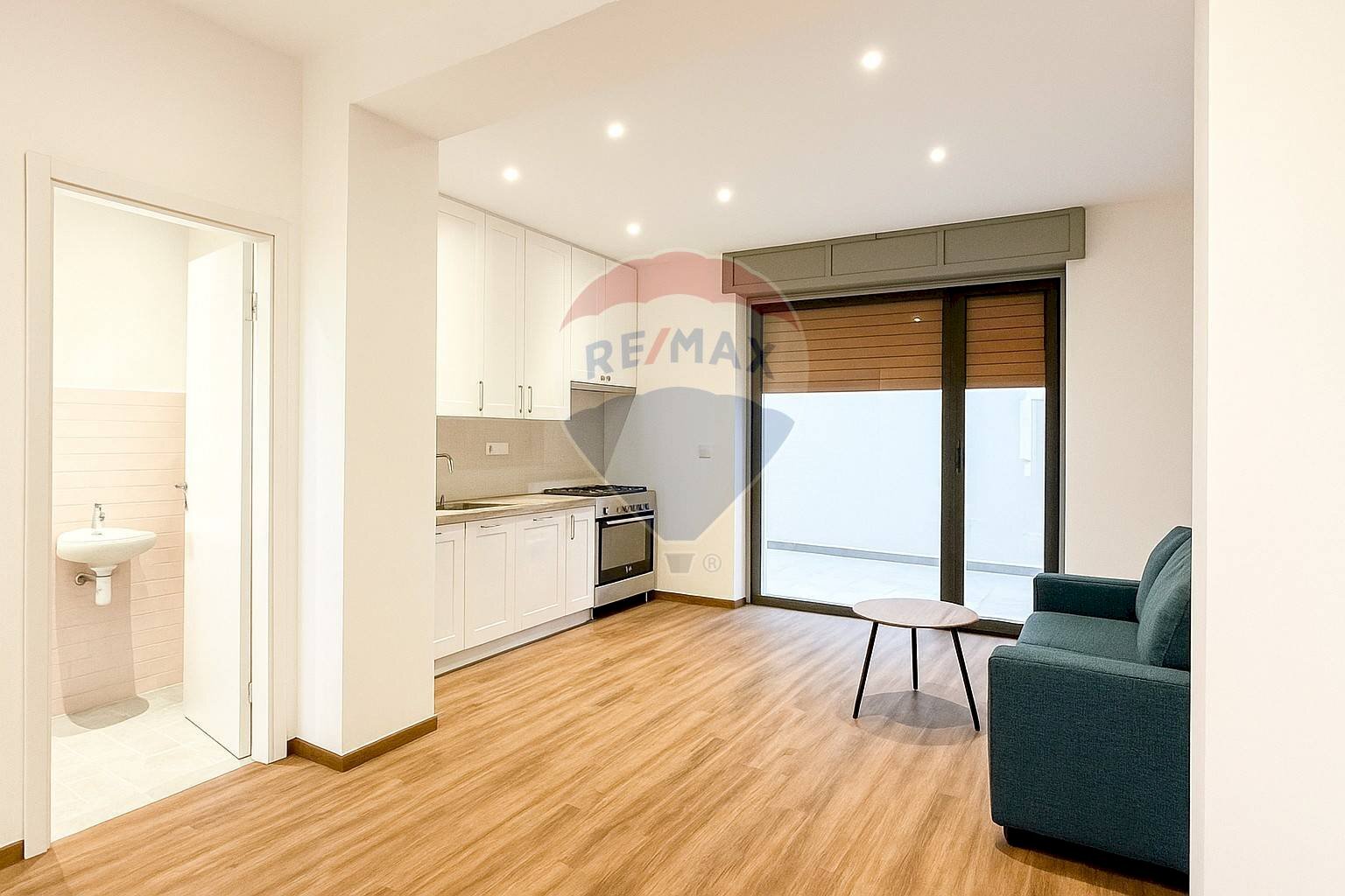 Soggiorno - Casa semi indipendente Via Giuseppe Dell'Orefice
 
39, Fara Filiorum Petri - foto 3